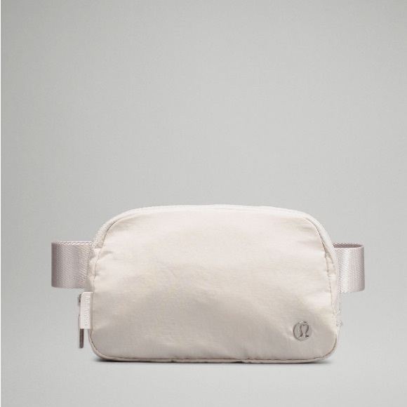 Lululemon Fanny pack - Picture 5 of 5